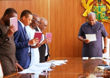 President Mahama swears in Fiscal Council to police government spending