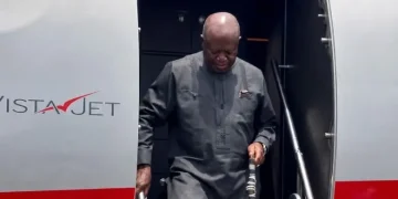 Otumfuo returns to Kumasi after U.S. visit