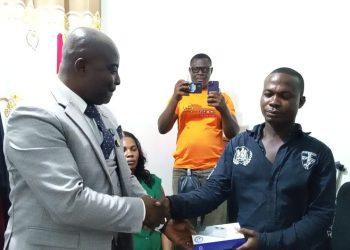 Loading boy rewarded for returning €3,000 and GH¢1,000 found in Accra-Koforidua vehicle