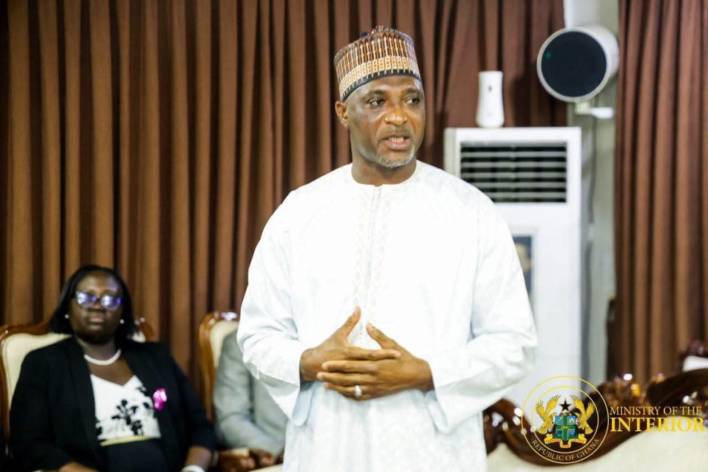 Interior Minister, Ga Mantse discuss peace, security and anti-drug trafficking efforts 42 1001613911