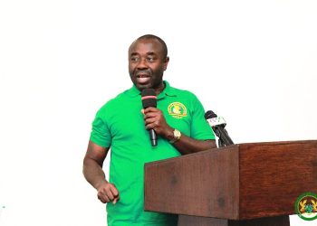 Labour Minister urges SOEs to help shape new public pay regime