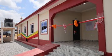 Muntaka commissions Qatar Charity Polyclinic in Ayigya Zongo