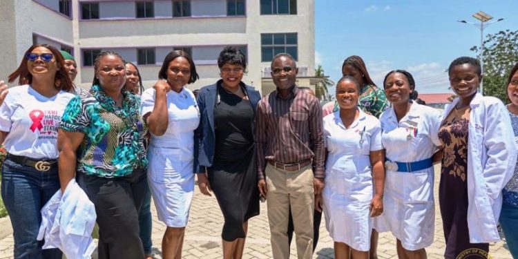 Health Minister Akandoh orders 40 more staff for Weija-Gbawe Children’s Hospital 41 Health Minister Akandoh orders 40 more staff for Weija-Gbawe Children’s Hospital