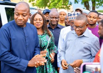 Ayariga warns MMDCEs against using 128 state vehicles for private errands 50 Ayariga warns MMDCEs against using 128 state vehicles for private errands
