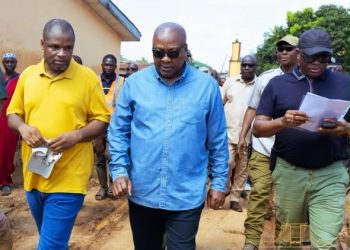 President Mahama donates relief items to Hohoe flood victims